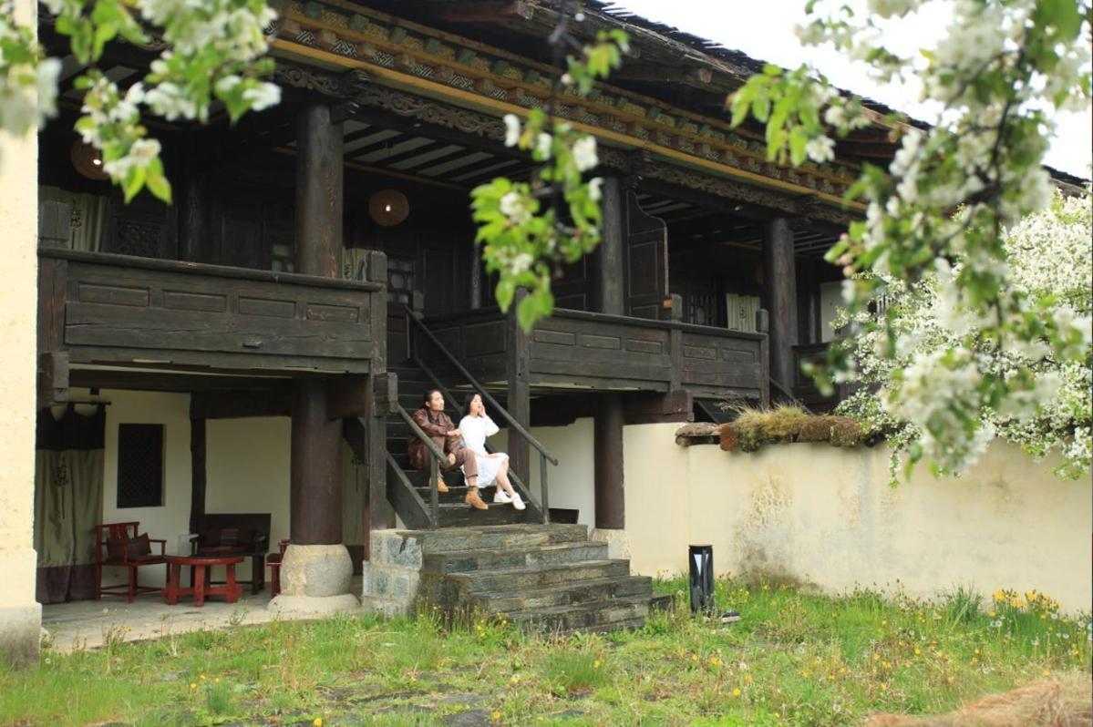 Banyan Tree Ringha Hotel Shangri-La Luaran gambar